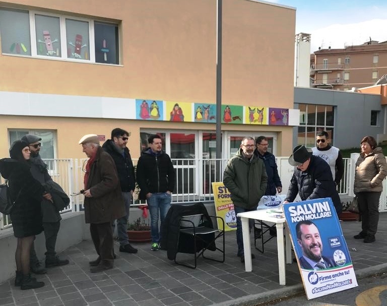 Lega Recanati: Assegnate le Militanze gazebo Lega x raccolta firme