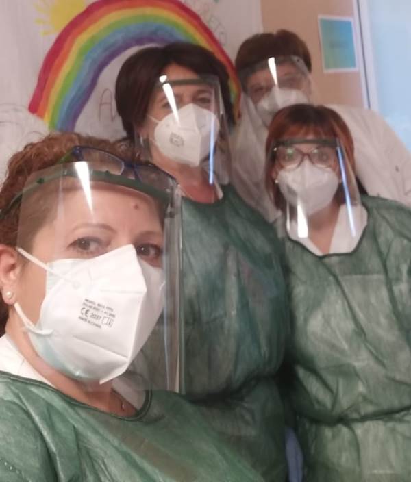 Loreto: obbligo mascherine anche nei luoghi pubblici all’aperto infermiere dell’ Hospice di Loreto