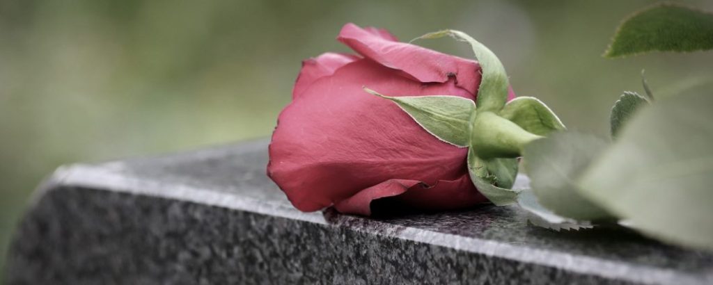 Era ammalato da tempo il 46enne recanatese morto a Torrette rosa fiore