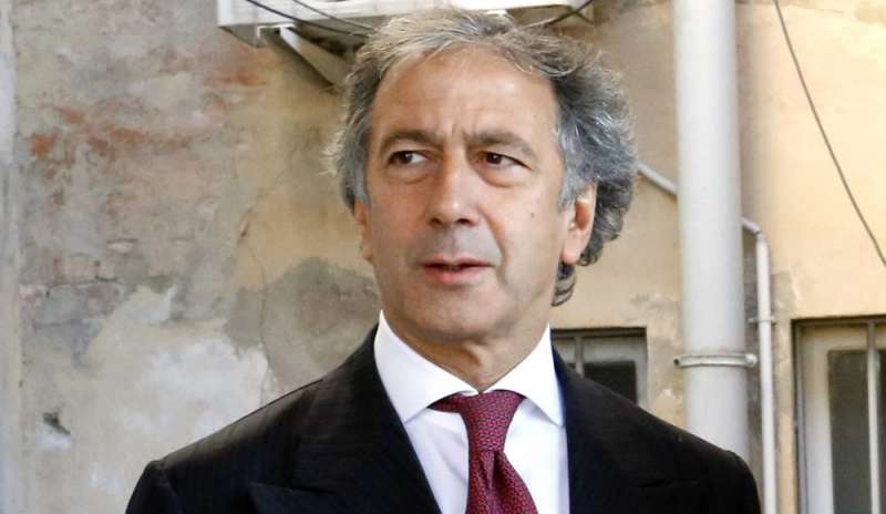 Macerata: catturato dalla Polizia l’autore di un’aggressione e palpeggiamento delle parti intime di una donna e di altri episodi analoghi