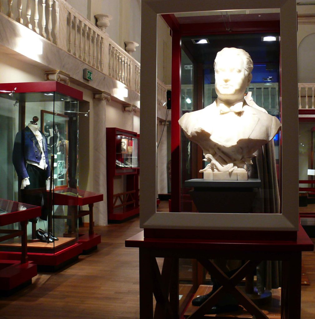 Museo Gigli chiuso. La protesta di una turista