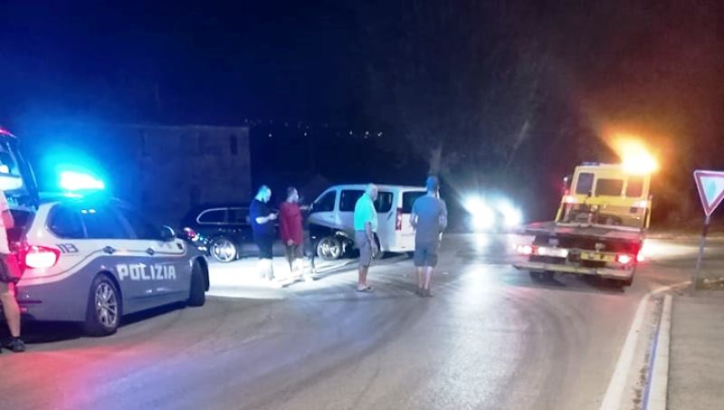 Scontro fra due auto. Sette persone in codice verde all’ospedale di Civitanova