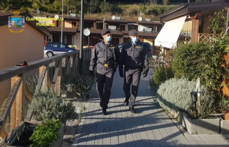 controlli post-sisma del 2016: 131 le persone segnalate per indebite percezioni di circa € 2.700.000,00.