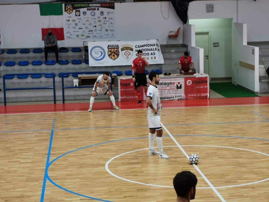Recanati calcio a 5 corsaro a Fano, torna nel mirino il secondo posto Recanati in trasferta