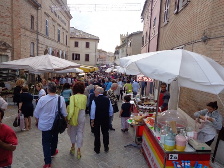 Simonacci (Fdi): “Il caos della fiera di San Vito certifica l’inadeguatezza della Giunta Bravi”