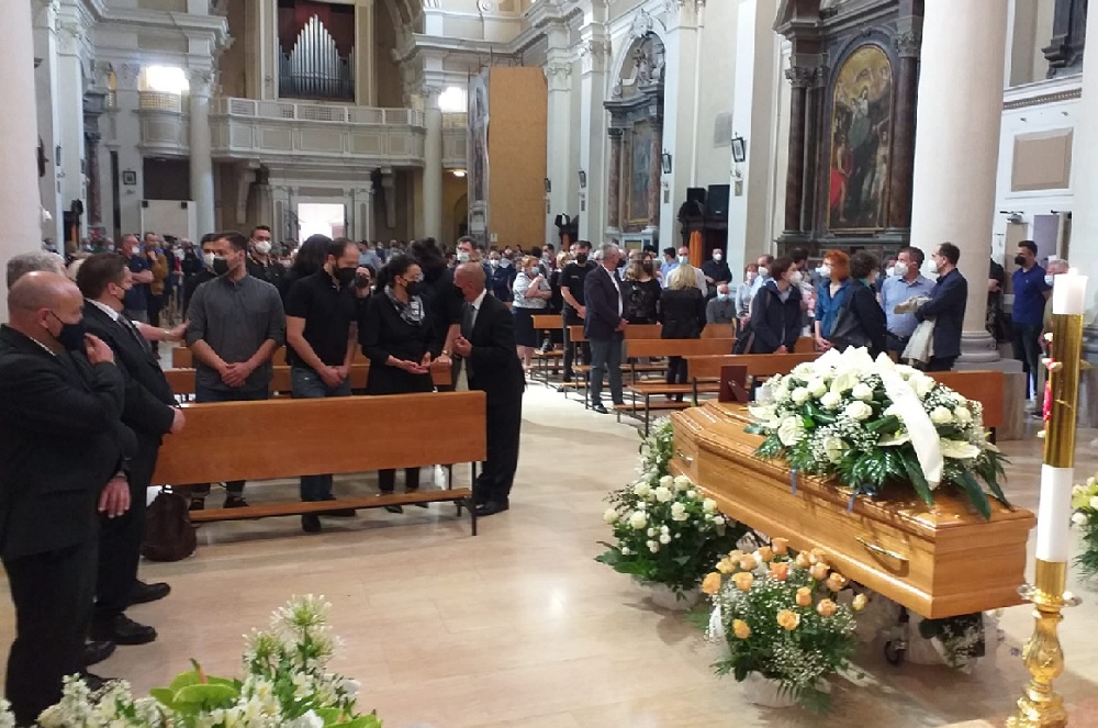 Recanati: l’ultimo saluto a Gabriele Garofolo