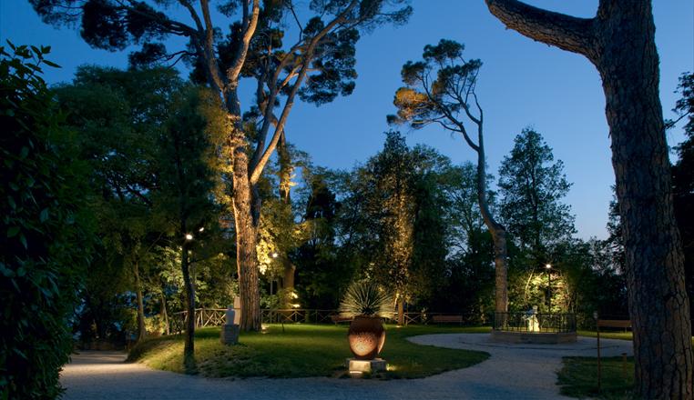 RECANATI: “Un Parco di libri” a Villa Colloredo Mels