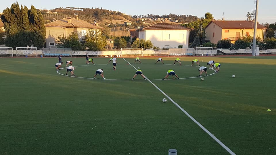 Lavori nella frazione di Villa Musone. preparazione villa musone