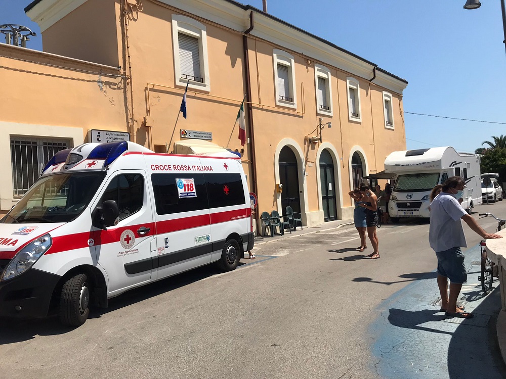 Vaccinazione itinerante a Porto Potenza. Raggiunte 99 somministrazioni