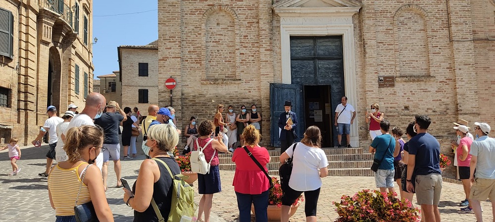 Fratelli d’Italia Recanati: “Sulla cultura un approccio trasparente”