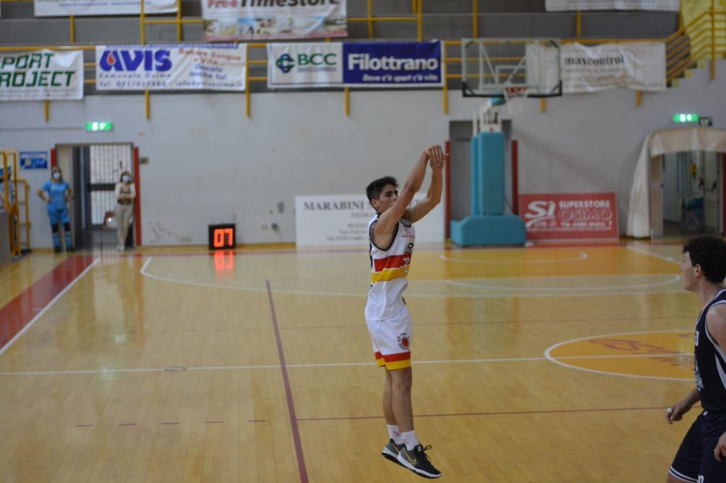 La Svethia Pallacanestro Recanati firma Tommaso Bartolucci