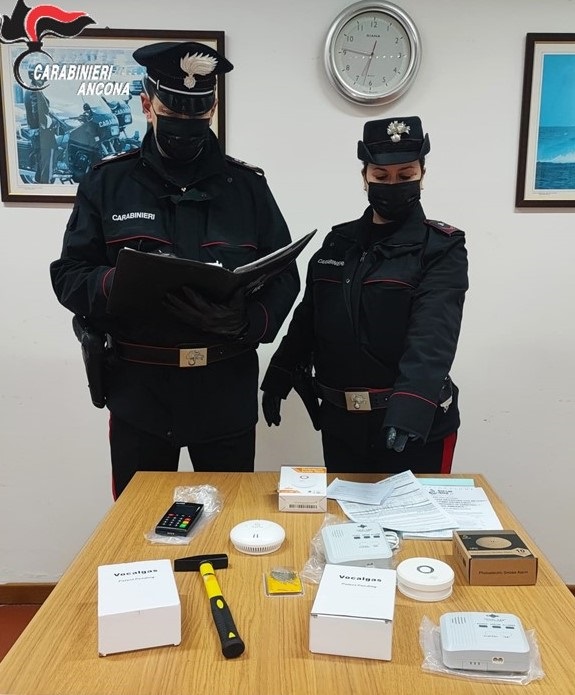 Si spacciava per tecnico del gas ma era una truffa. Arrestato