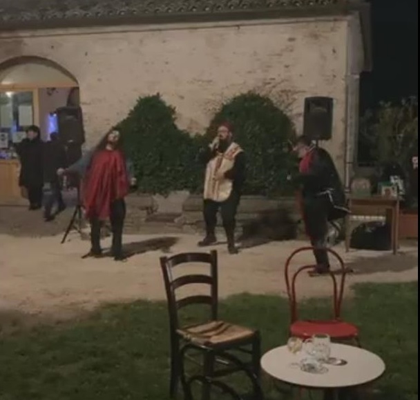 Recanati: il sindaco Bravi non è d’accordo con i carabinieri che hanno sospeso il concerto all’Arci