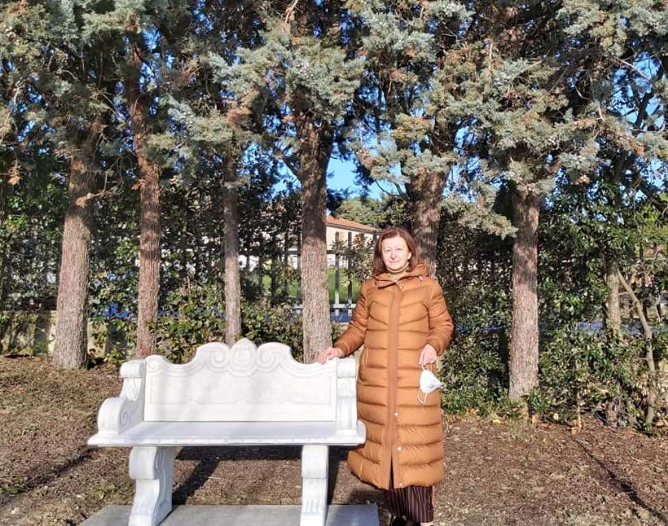 Una panchina per Daniela al Villaggio Le Ginestre di Recanati