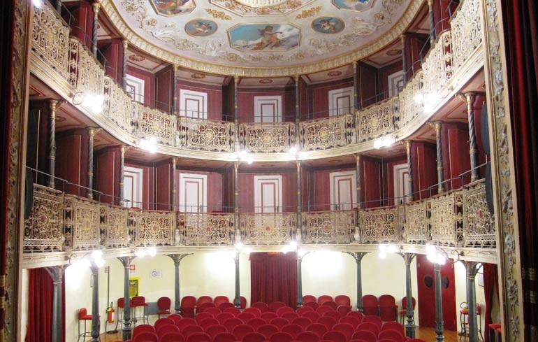 MONTEFANO Teatro La Rondinella e chiesa di Sant’Anna chiusi dopo le ultime scosse di terremoto