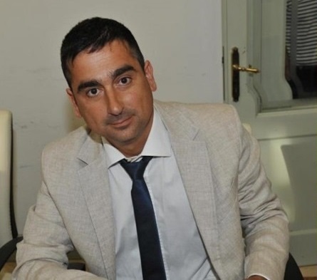 Incontenibile Attilio Fiaschetti sui problemi di Porto Recanati Attilio Fiaschetti