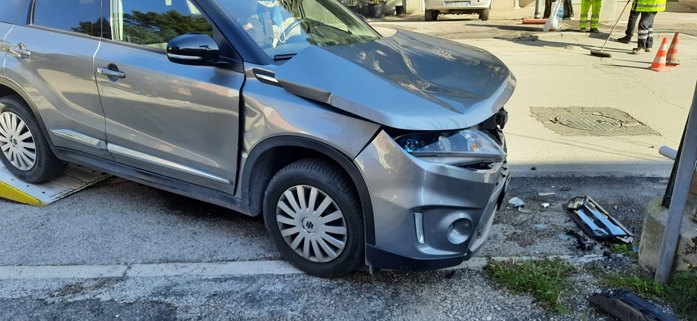 Recanati: incidente in via Gherarducci