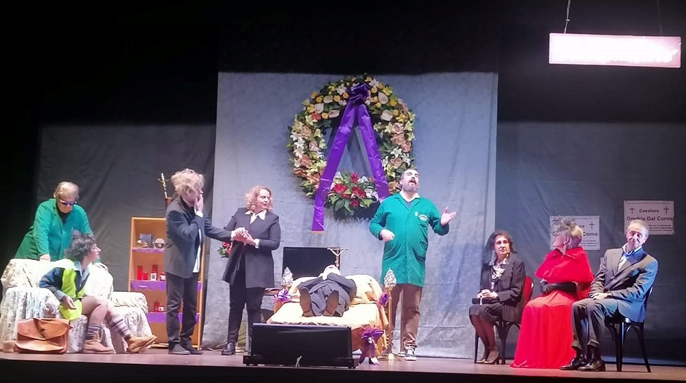 Montelupone, la stagione teatrale si chiude con una risata