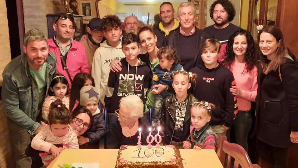 Auguri nonna Evelina!