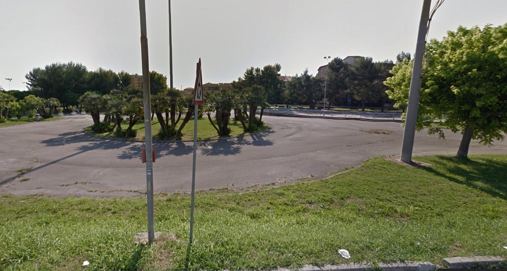 Porto Recanati: acquisizione dei campi da tennis di Piazza Kronberg