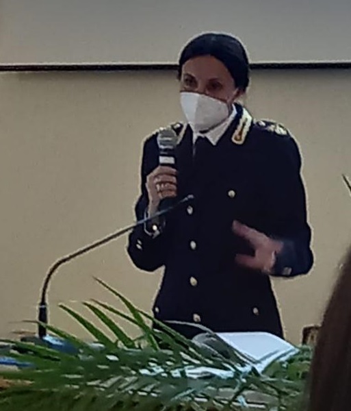 Si parla di legalità al Liceo Leopardi con la Questura