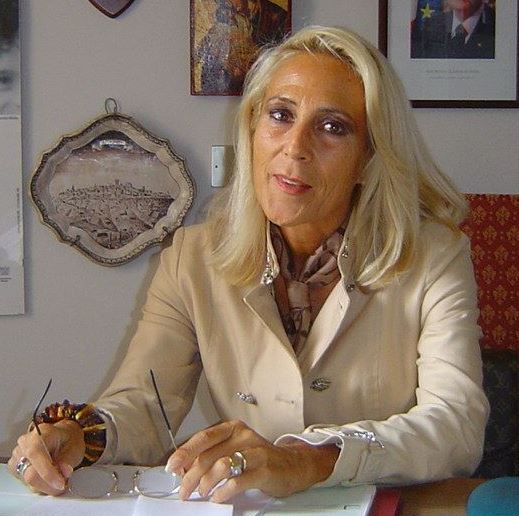 Intitolazione a Vittoria Michelini del laboratorio artistico presso il “Liceo Classico Leopardi” di Recanati