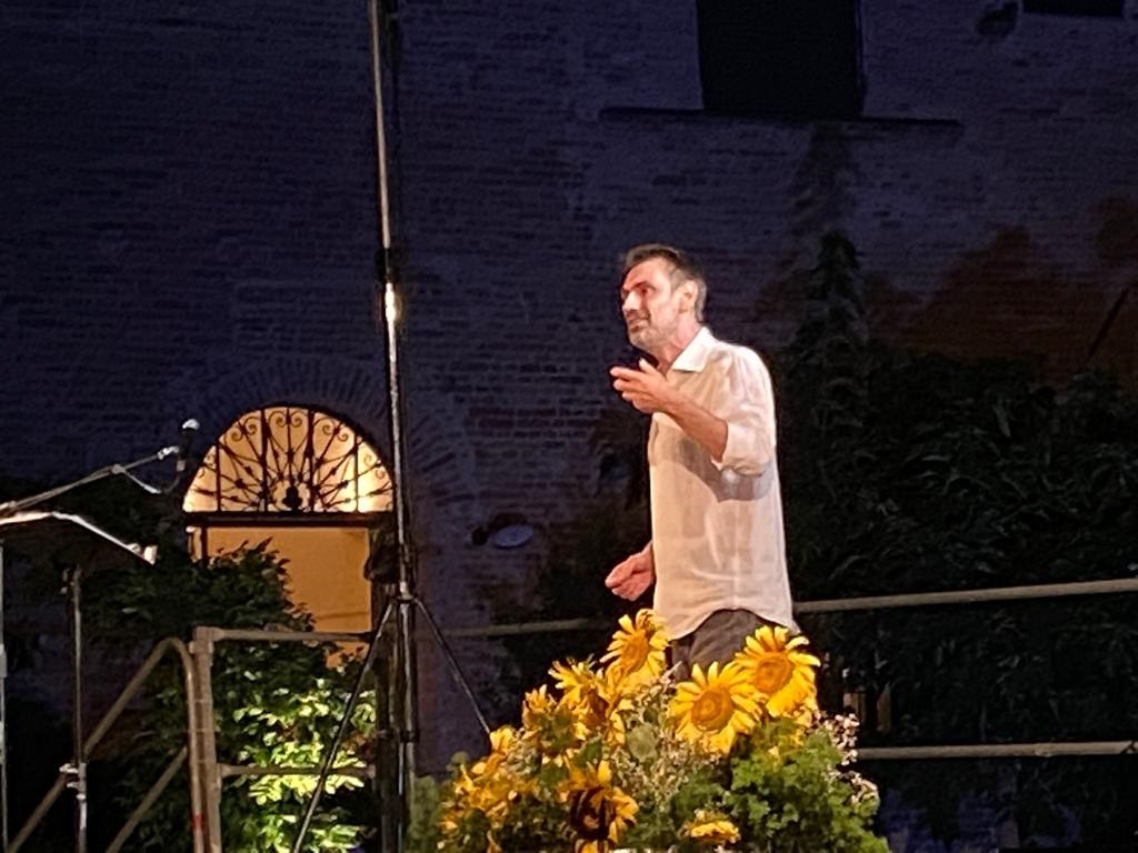 Recanati: Per le Celebrazioni leopardiane il recital di Fabrizio Gifuni