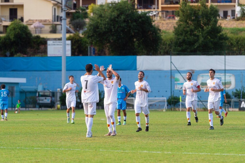 Ferragosto di relax per la Recanatese dopo i sette gol al Montefano