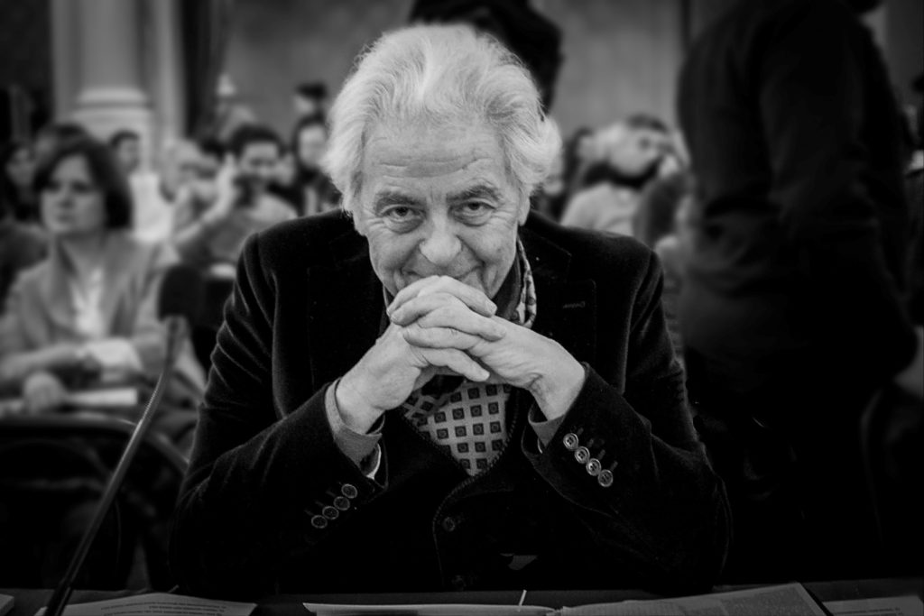 Tre anni fa la scomparsa di Piero Cesanelli: Prende il suo nome il largo antistante il Teatro Persiani di Recanati