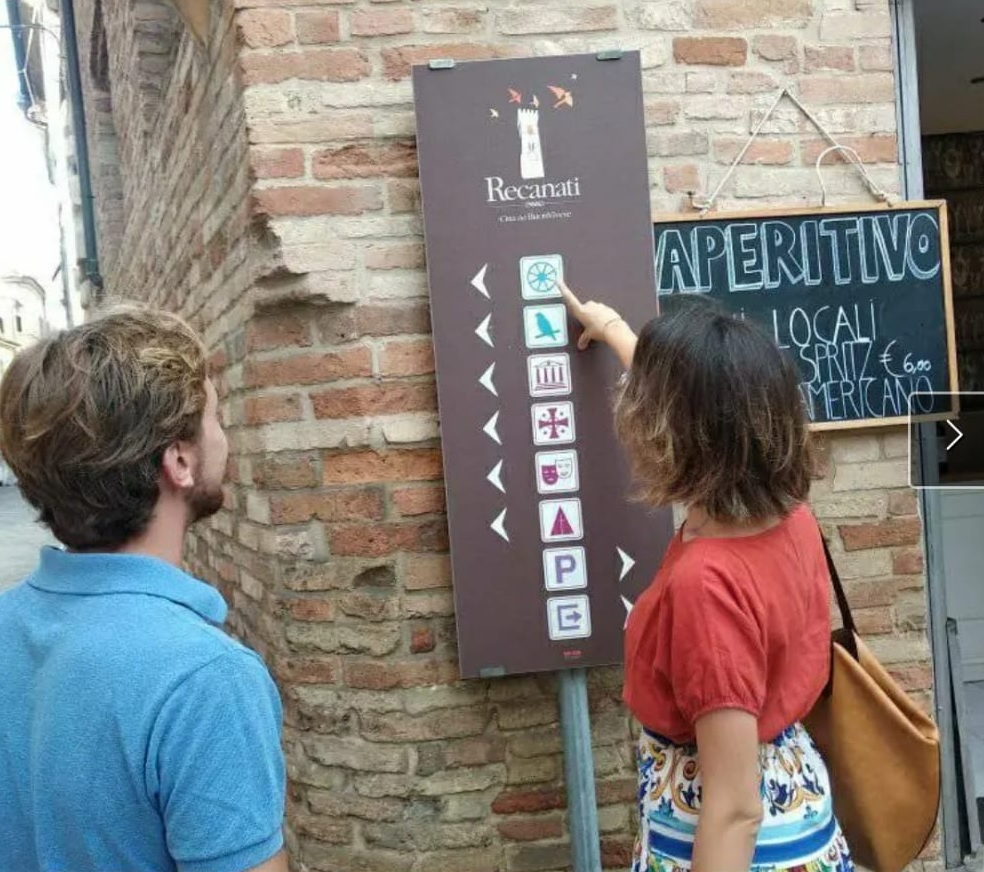 RECANATI: approvato dalla Giunta il progetto per la nuova segnaletica turistica