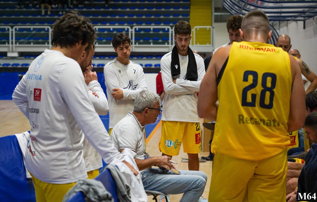 Recanati-Basket. Padovano: “La vittoria di domenica ci da convinzione, con Ascoli guai ad abbassare la guardia”