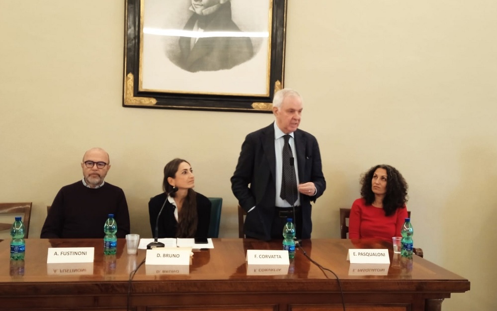 Opera di Ester Pasqualoni donata al FAI per l’Orto sul Colle dell’Infinito a Recanati