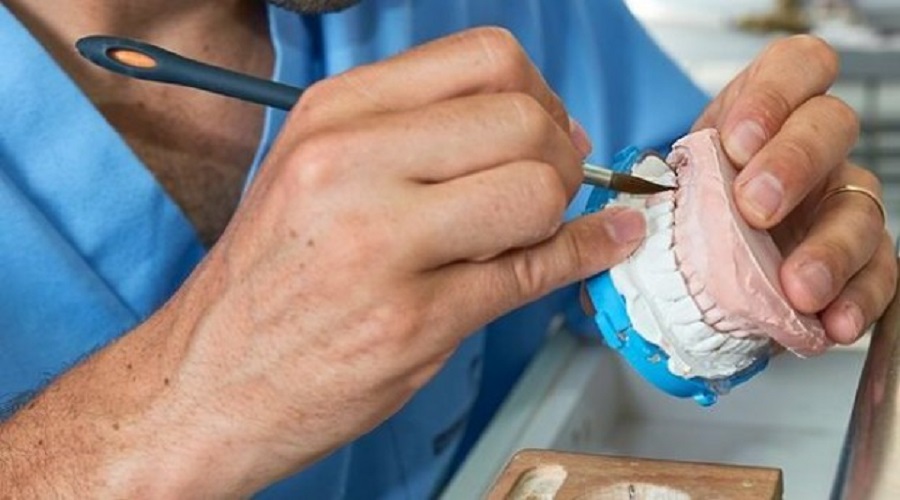 Montecassiano. Scagionati un odontotecnico e un’odontoiatra di Porto Recanati accusati di esercizio abusivo della professione e lesioni