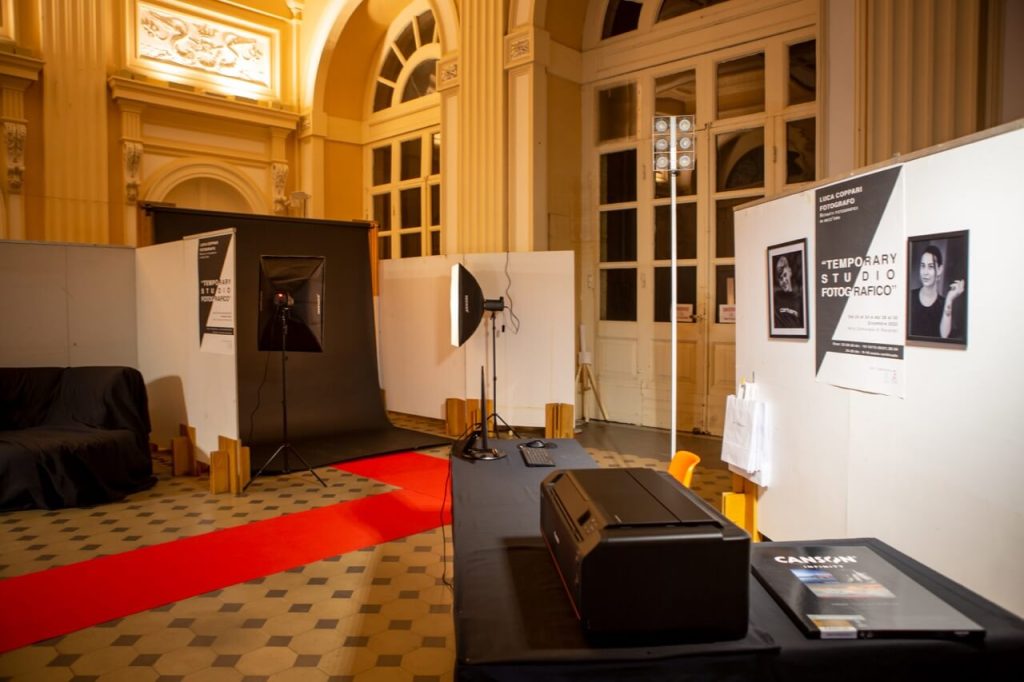 Regalati un ritratto con “Temporary studio fotografico” di Luca Coppari