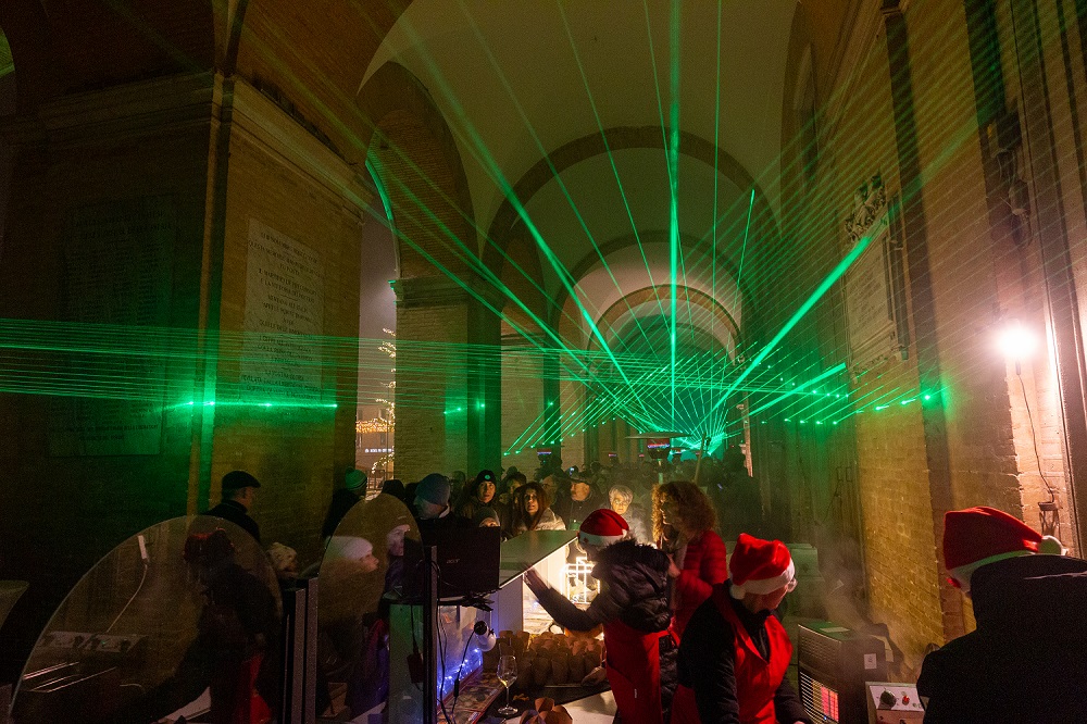 BCinCin Recanati: Successo di pubblico tra tipicità marchigiane e giochi di luce