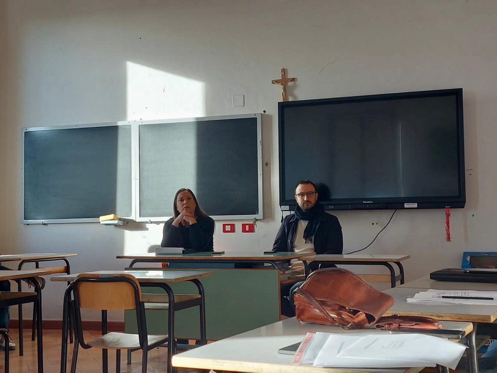 Scuola Cingolani a Montecassiano, oggi l’incontro di coordinamento. Martedì iniziano i lavori