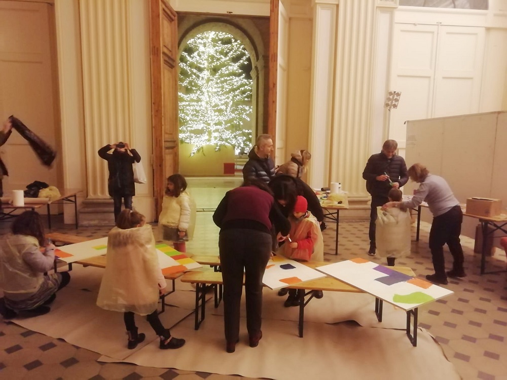Le bambine e i bambini di Recanati lanciano un messaggio di Pace con un’installazione collaborativa