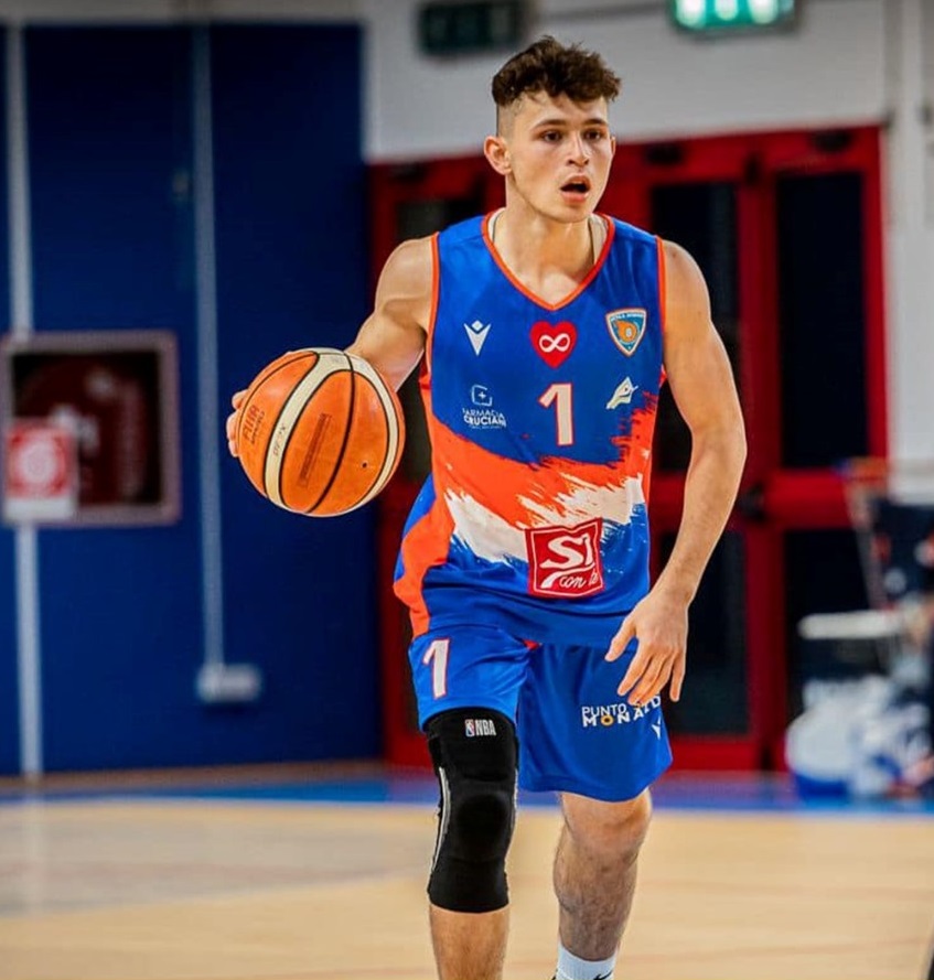 La Svethia Recanati firma Luca Ruggiero