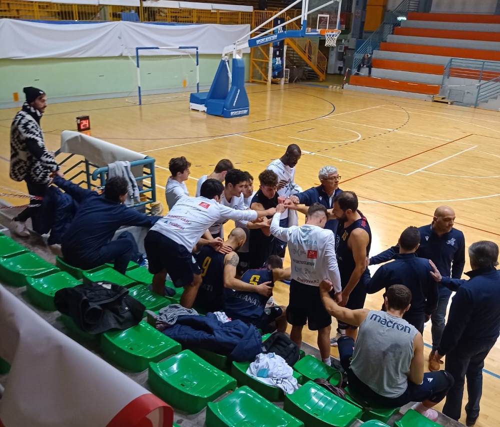 Recanati la corsa continua, superata 64-67 una coriacea Falconara.