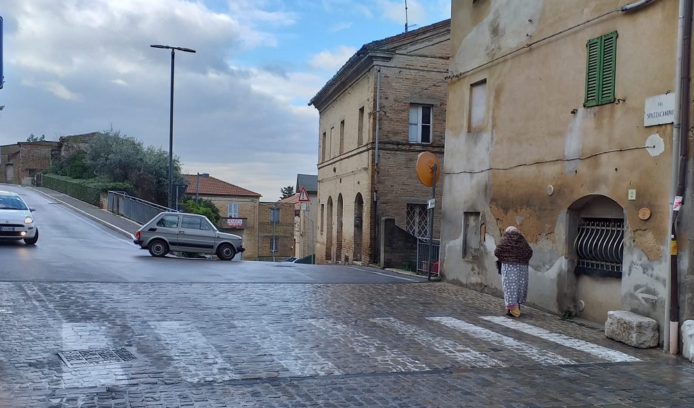 Recanati: per la nuova viabiità a Castelnuovo presentata un’interrogazione da Pierluca Trucchia