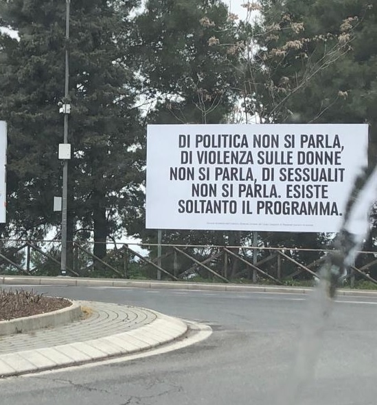 Se questo manifesto è arte , allora la Cappella Sistina che cos’è, un pezzo di antiquariato?