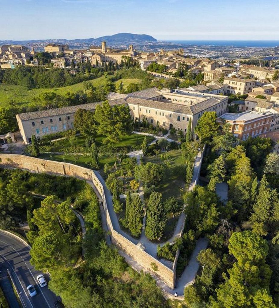 “Oltre la siepe l’Infinito” corso di formazione sull’arte e la bellezza del patrimonio italiano