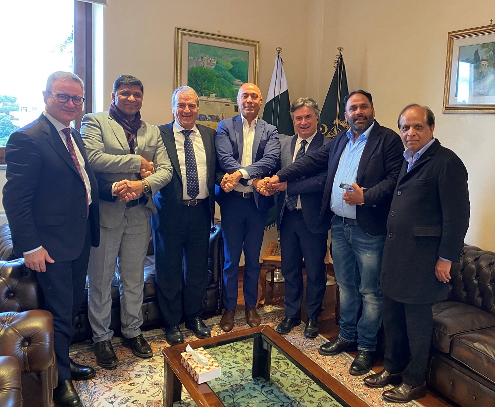 L’ambasciatore del Pakistan in Italia incontra il Presidente di Isia (Istituto Italiano per l’Asia)