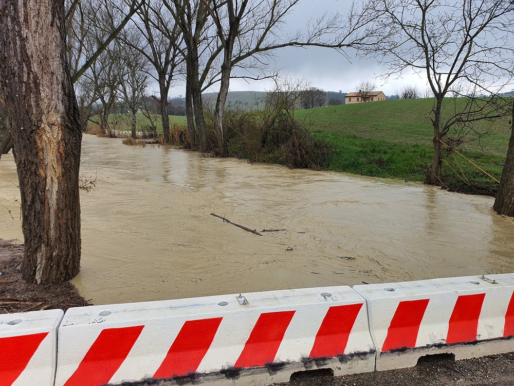 Montefano. Chiuso al traffico il ponte Fiumicello.