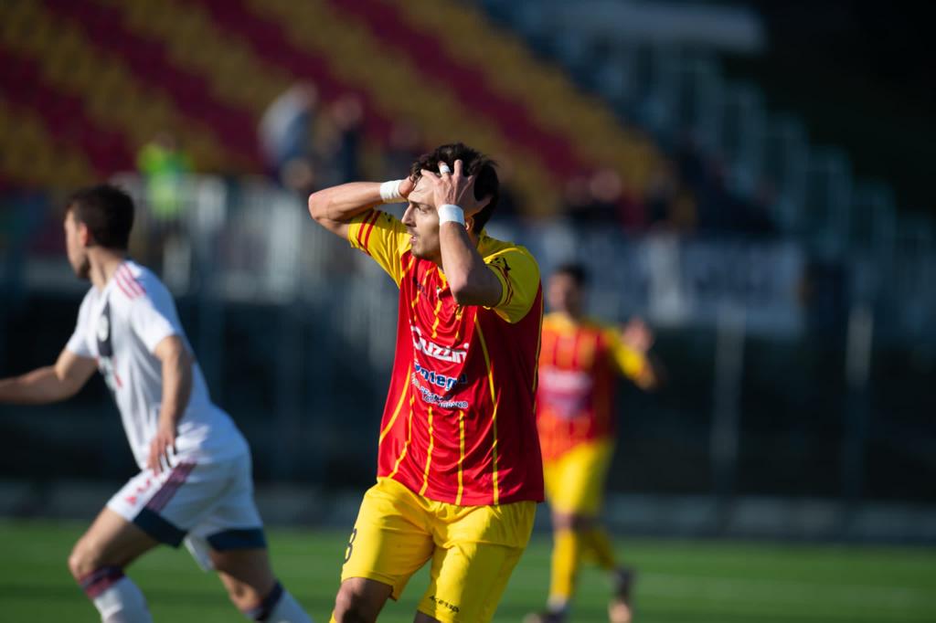 Recanatese con il mal di casa, il Gubbio vince 2 a 0
