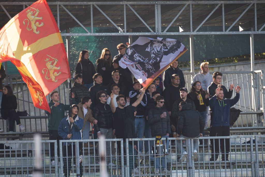 Il caso Siena congela i play off della C, la Recanatese resta alla finestra e prosegue gli allenamenti