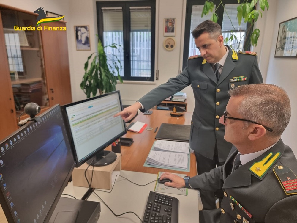 Gdf Macerata: indagine per riciclaggio internazionale