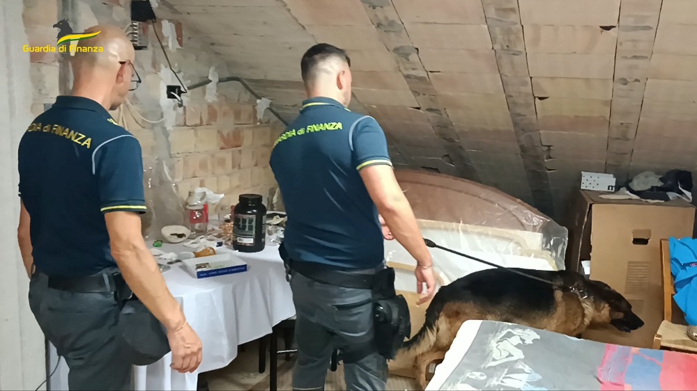 Gdf Macerata: sequestrati oltre 360 grammi tra hashish e marijuana.
