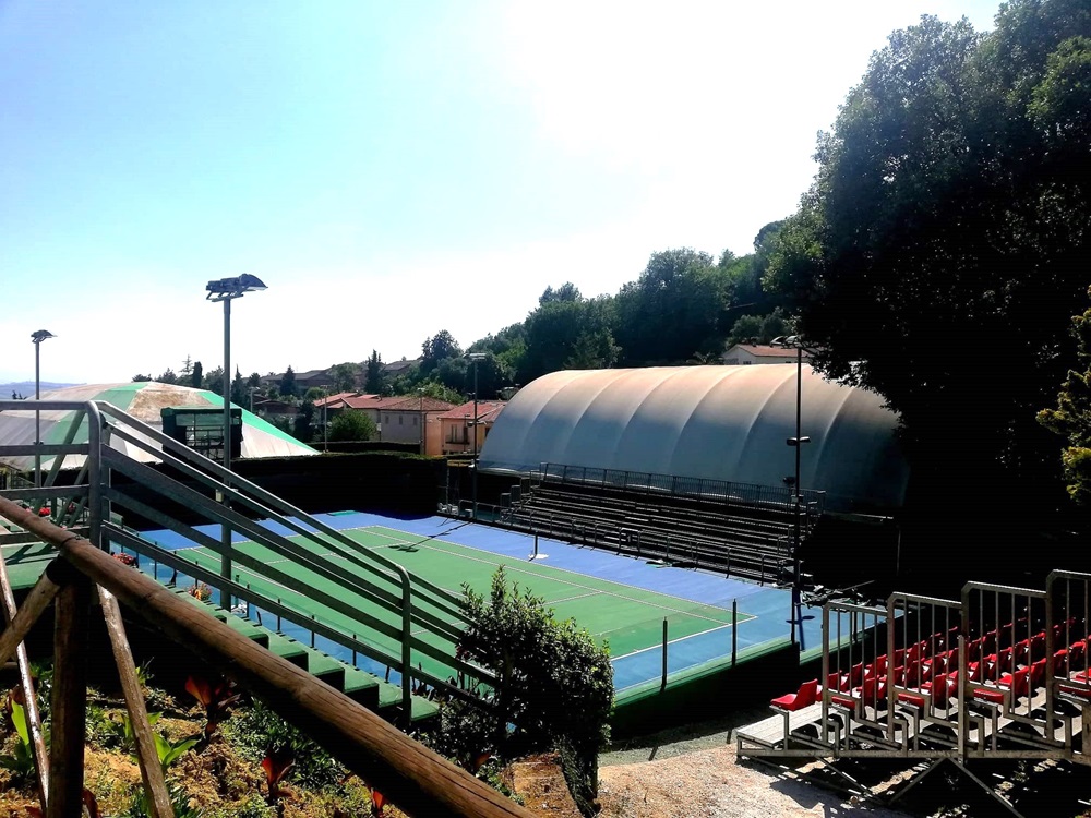 Recanati. Saranno coperti i due campi da padel del Circolo tennis Guzzini