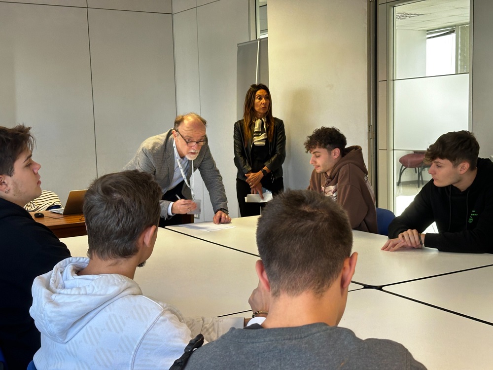 Recanati – Il 18 luglio l’Open Day della Fondazione ITS Academy “Tecnologia & Made in Italy”: focus su Industria 5.0, ecosostenibilità e materiali polimerici